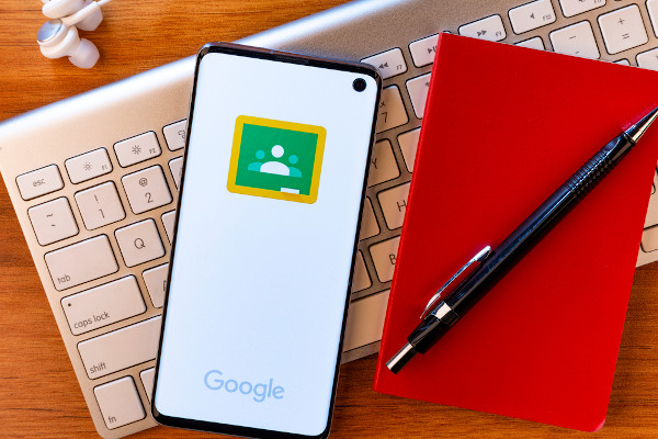 USO DO GOOGLE SALA DE AULA NO DIA-A-DIA ESCOLAR